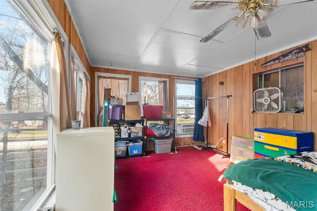 $325,000 | 64 Mocking Bird Lane, Hawk Point, MO 63349