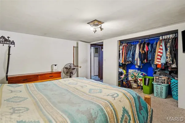 $275,000 | 64 Mocking Bird Lane, Hawk Point, MO 63349