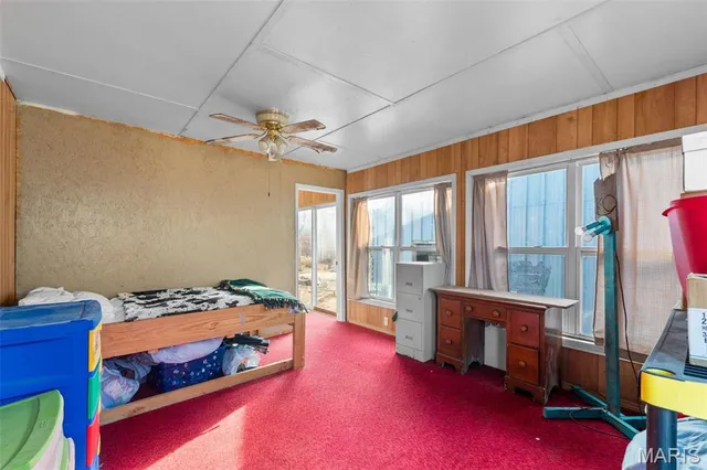 $325,000 | 64 Mocking Bird Lane, Hawk Point, MO 63349