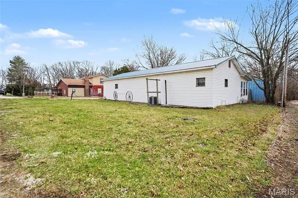 $275,000 | 64 Mocking Bird Lane, Hawk Point, MO 63349