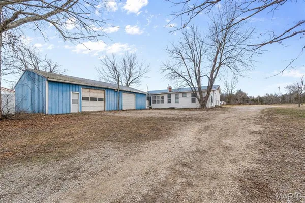$275,000 | 64 Mocking Bird Lane, Hawk Point, MO 63349