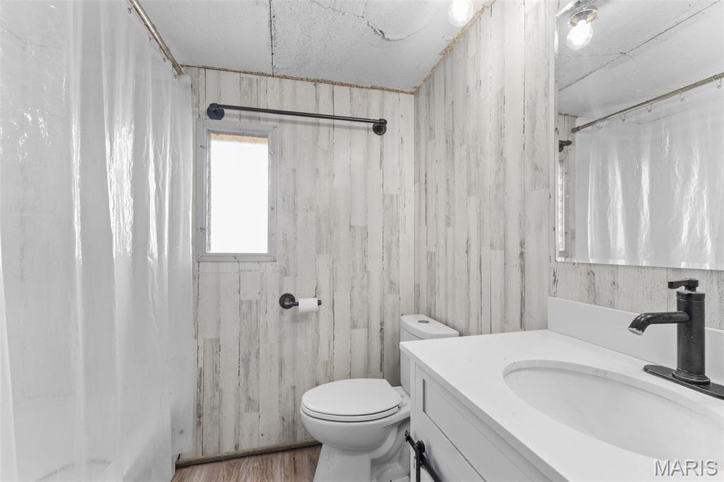 64 Mocking Bird Lane Hawk Point, MO 63349 - Photo 26 of 39