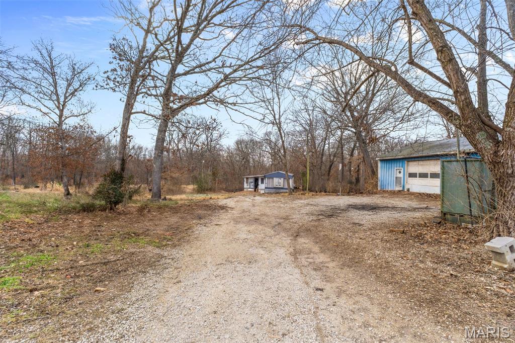 64 Mocking Bird Lane Hawk Point, MO 63349 - Photo 28 of 39