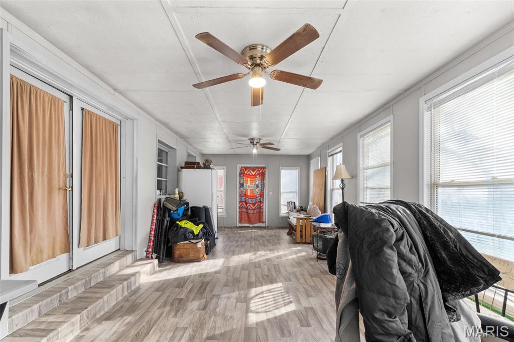 64 Mocking Bird Lane Hawk Point, MO 63349 - Photo 9 of 39