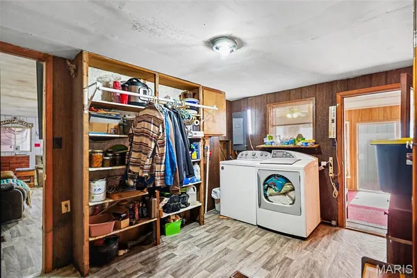 $275,000 | 64 Mocking Bird Lane, Hawk Point, MO 63349