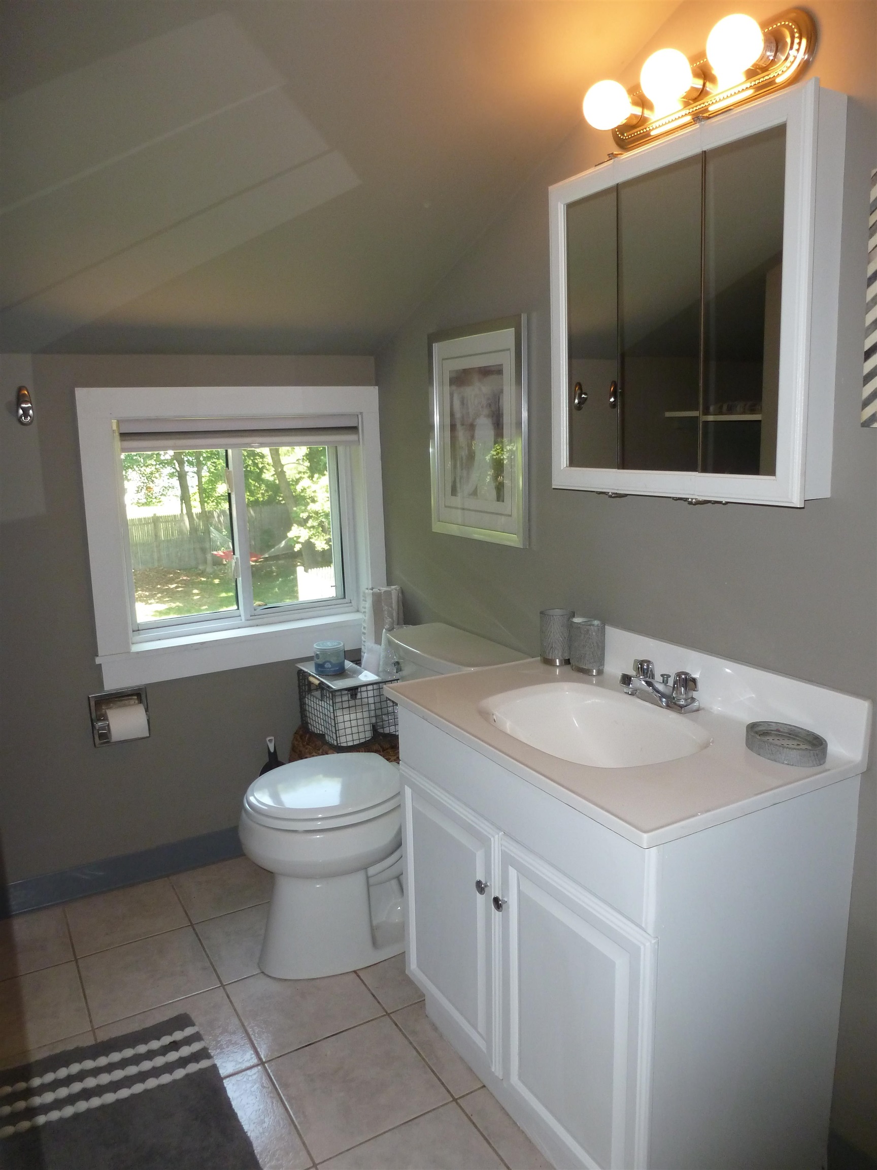 83 Washington Street Rochester, NH 03867 - Photo 14 of 23