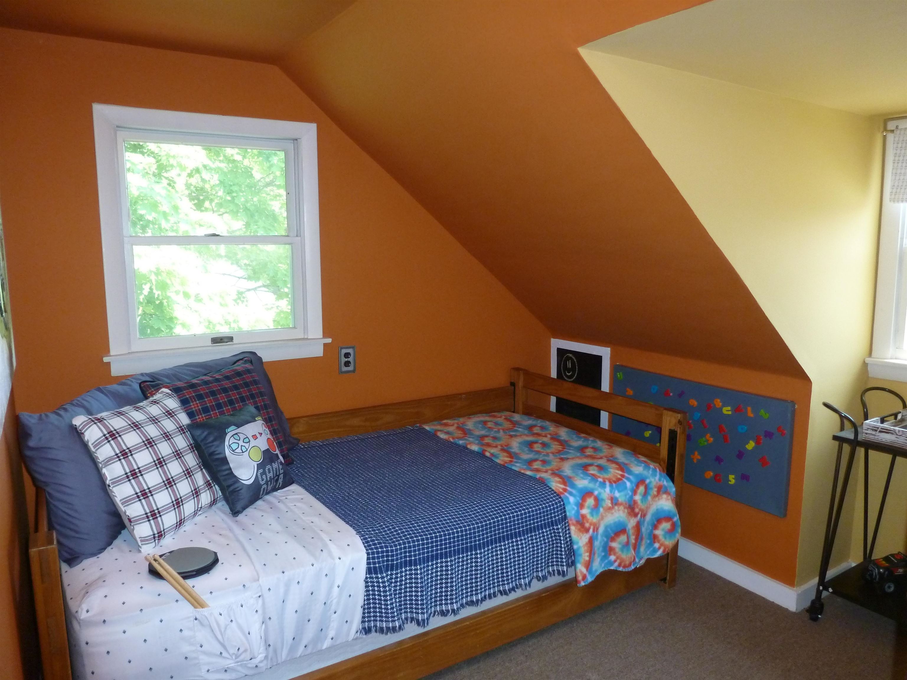 83 Washington Street Rochester, NH 03867 - Photo 15 of 23