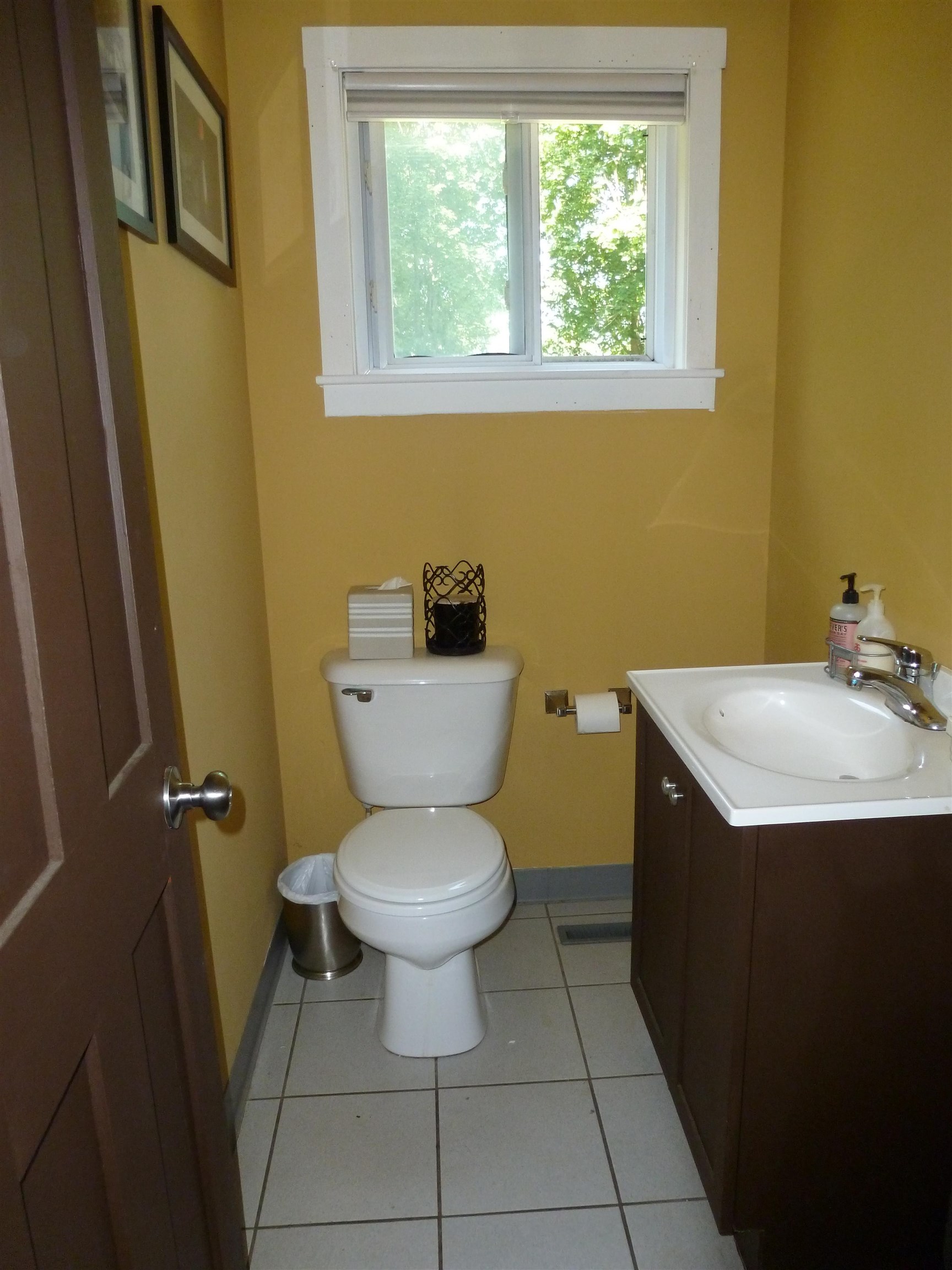 83 Washington Street Rochester, NH 03867 - Photo 10 of 23