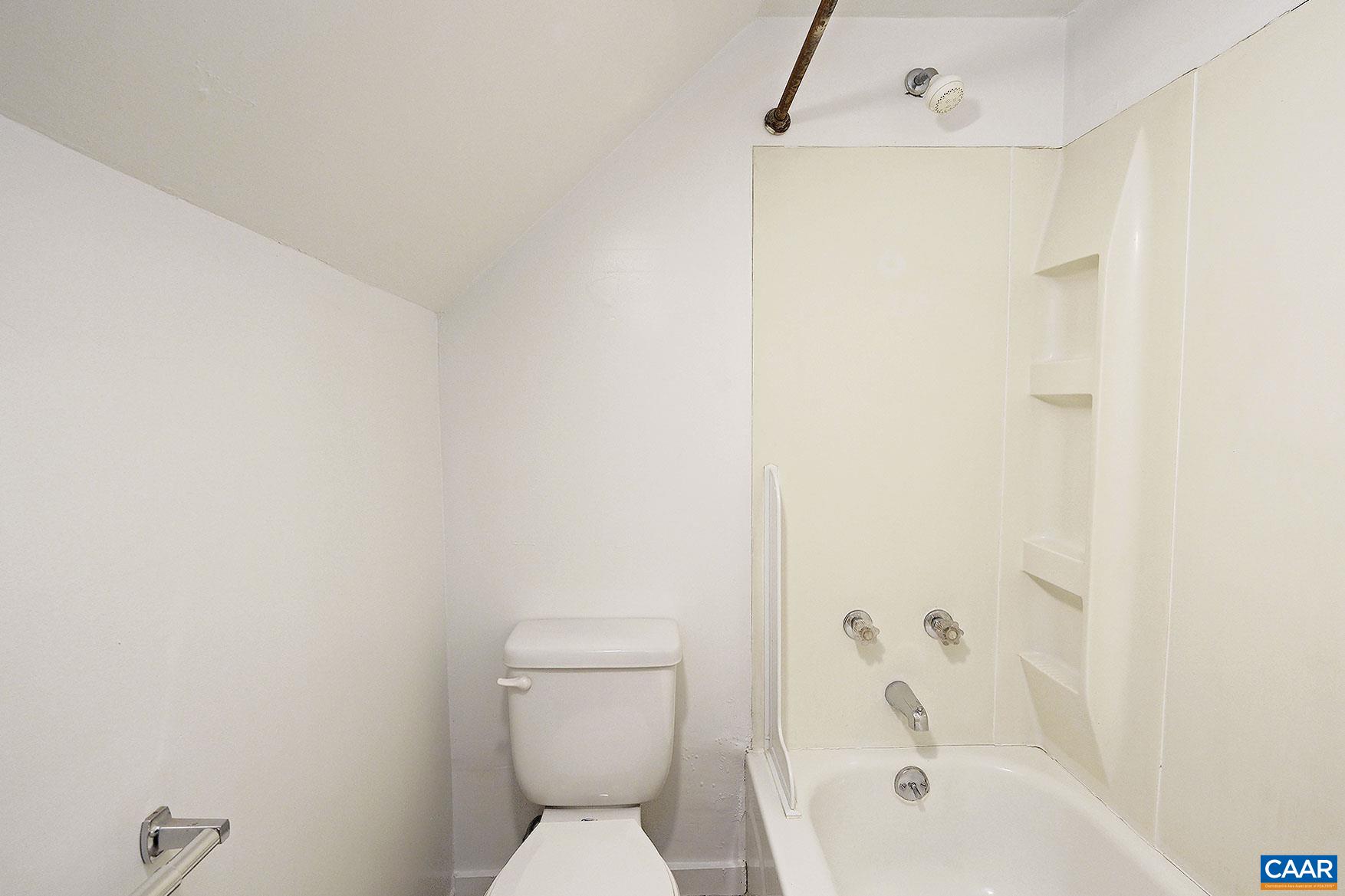 1904 Stadium Road, Unit A Charlottesville, VA 22903 - Photo 15 of 17