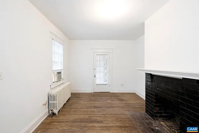 $1,895 | 1904 Stadium Road, Unit A, Charlottesville, VA 22903