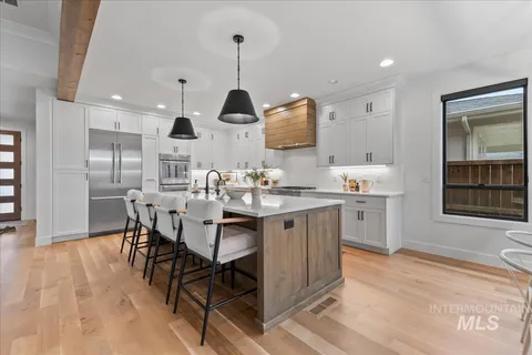 $1,050,000 | 7929 West Deerfawn Lane, Eagle, ID 83616