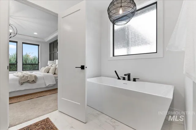 $1,095,000 | 7929 West Deerfawn Lane, Eagle, ID 83616