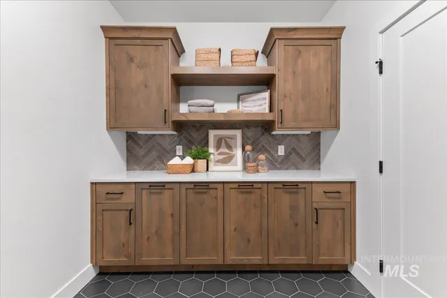 $1,095,000 | 7929 West Deerfawn Lane, Eagle, ID 83616