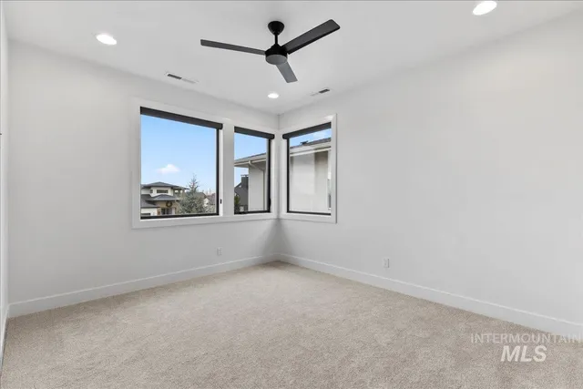 $1,095,000 | 7929 West Deerfawn Lane, Eagle, ID 83616