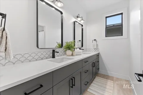 $1,050,000 | 7929 West Deerfawn Lane, Eagle, ID 83616