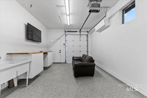 $1,050,000 | 7929 West Deerfawn Lane, Eagle, ID 83616