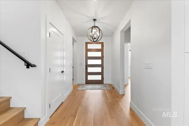 $1,095,000 | 7929 West Deerfawn Lane, Eagle, ID 83616