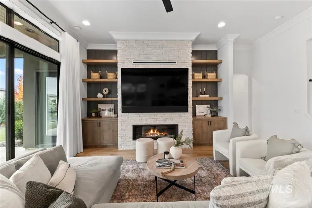 $1,095,000 | 7929 West Deerfawn Lane, Eagle, ID 83616