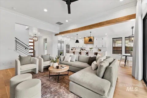 $1,095,000 | 7929 West Deerfawn Lane, Eagle, ID 83616