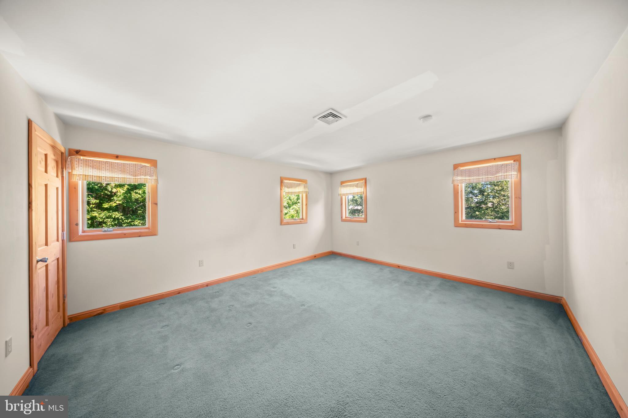 1473 North River Road Yardley, PA 19067 - Photo 26 of 42 an empty room with windows