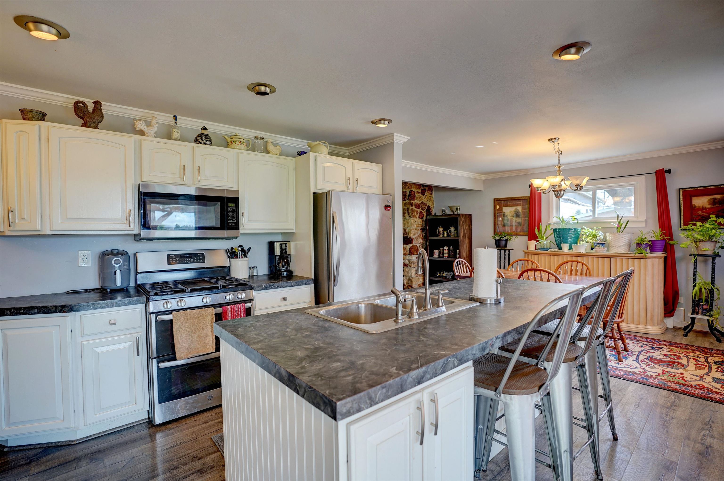 5081 Calkins Road Flint, MI 48532 - Photo 30 of 64 50107137-30.JPG