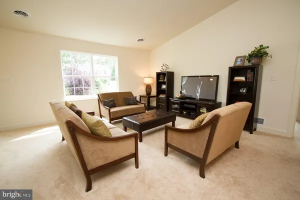$384,900 | 1 Lavender Lane, Lebanon, PA 17042