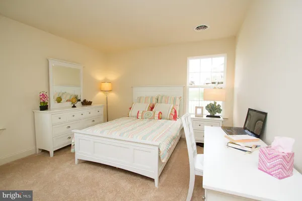 $384,900 | 1 Lavender Lane, Lebanon, PA 17042