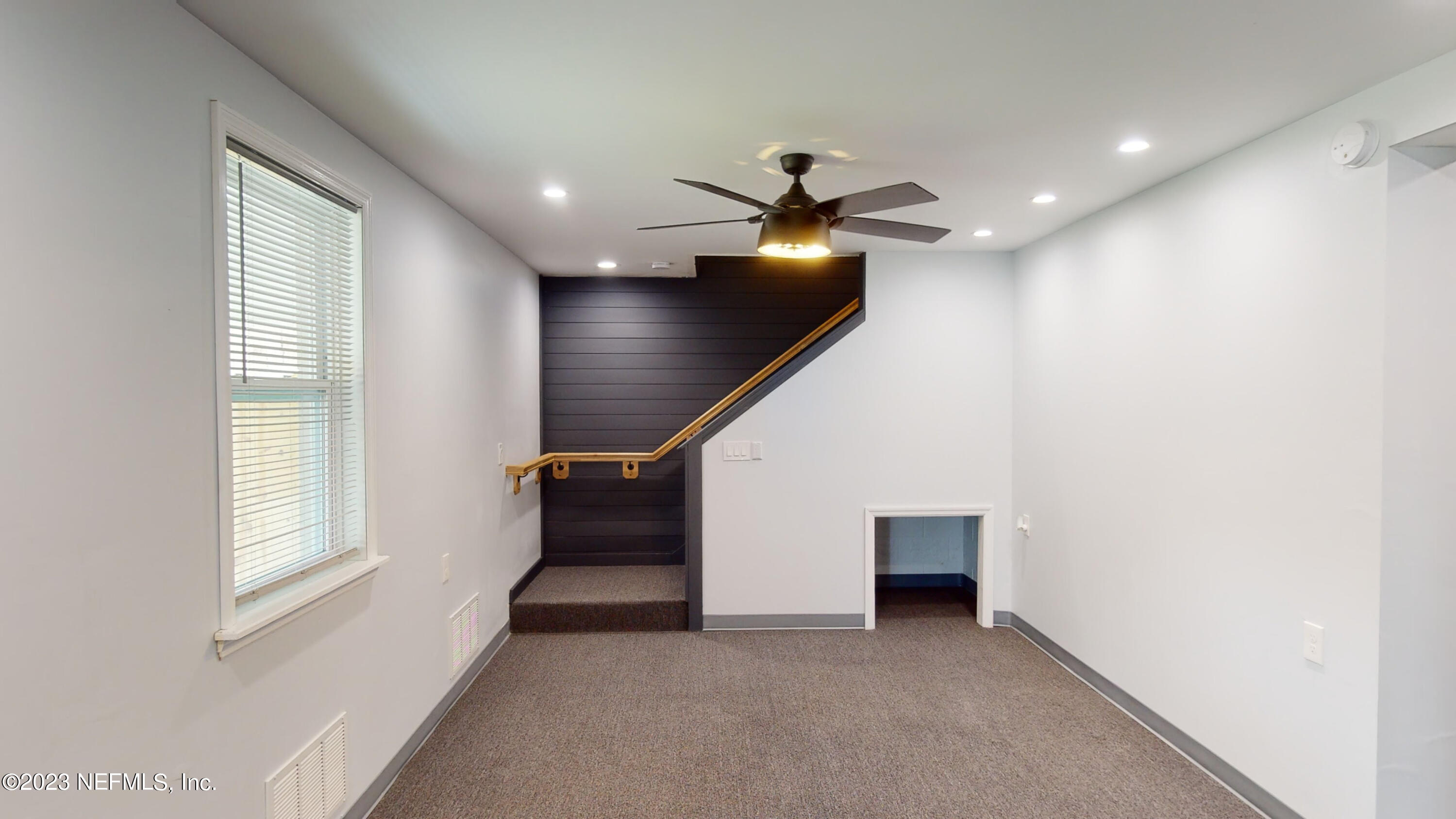 2011 Cornell Road Middleburg, FL 32068 - Photo 23 of 42 Opposite View of Flea Space