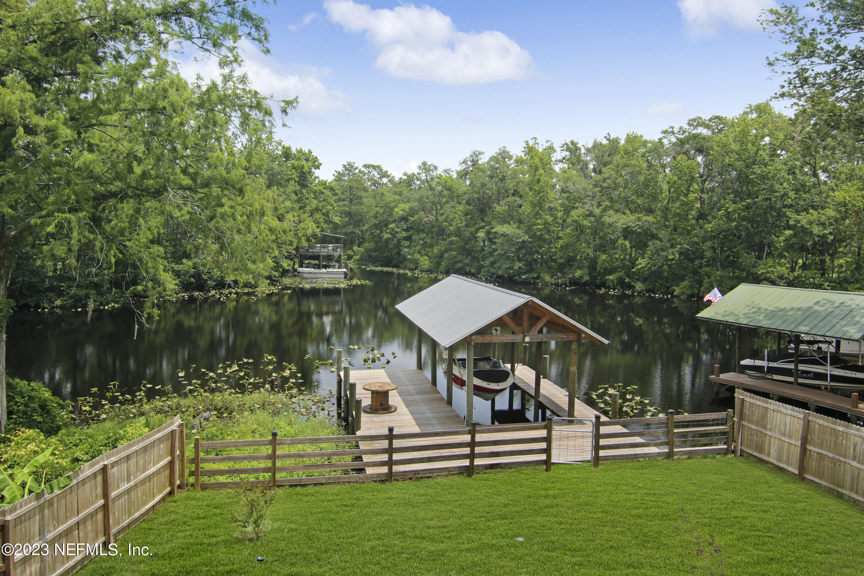 2011 Cornell Road Middleburg, FL 32068 - Photo 33 of 42 Boat Lift