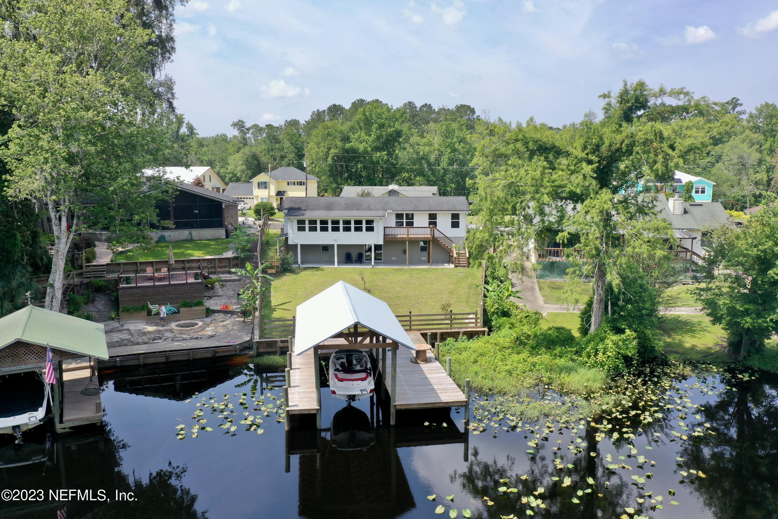2011 Cornell Road Middleburg, FL 32068 - Photo 35 of 42 Boat lift
