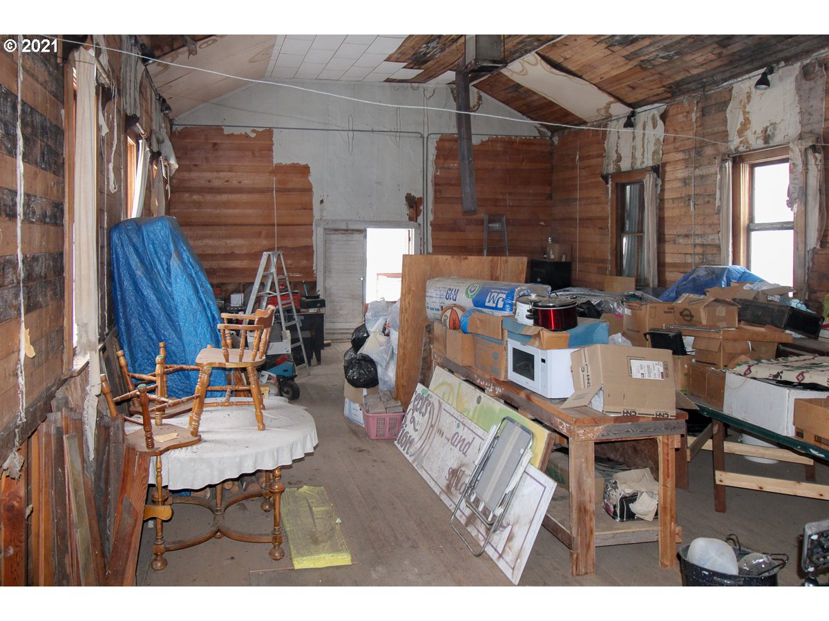 83617 Rye Ridge Road Enterprise, OR 97828 - Photo 4 of 14 Gallery Image 4