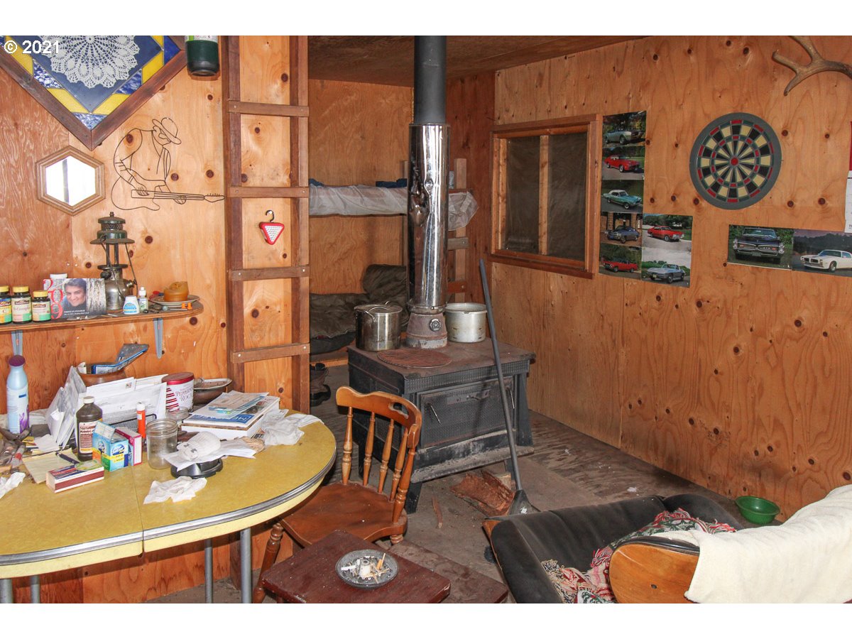 83617 Rye Ridge Road Enterprise, OR 97828 - Photo 7 of 14 Gallery Image 7
