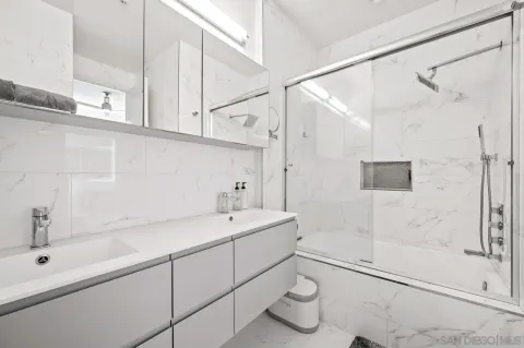 $1,629,000 | 465 South Cleveland Street, Unit 103, Oceanside, CA 92054