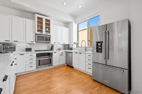 $1,629,000 | 465 South Cleveland Street, Unit 103, Oceanside, CA 92054