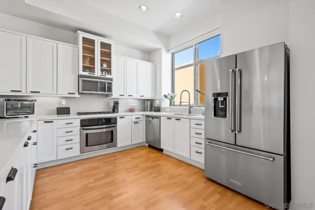 $1,629,000 | 465 South Cleveland Street, Unit 103, Oceanside, CA 92054