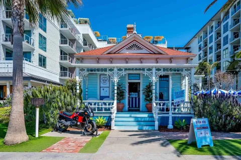 $1,629,000 | 465 South Cleveland Street, Unit 103, Oceanside, CA 92054