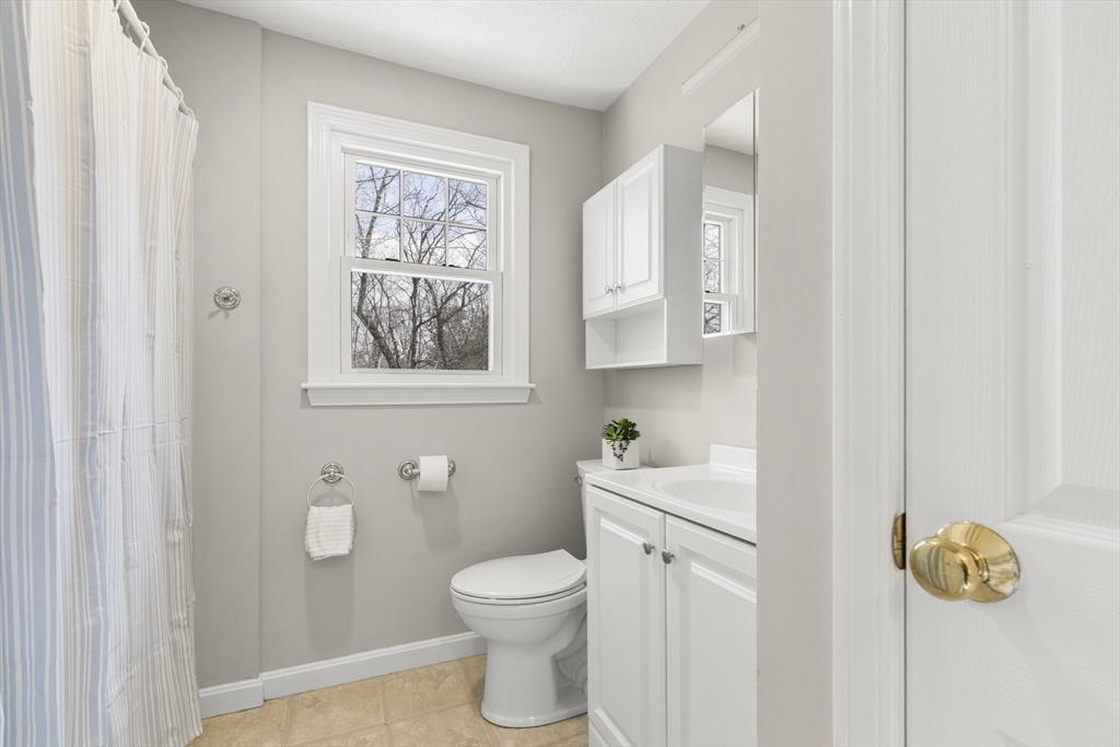 191 Irondequoit Road Franklin, MA 02038 - Photo 20 of 42 Gallery Image 20