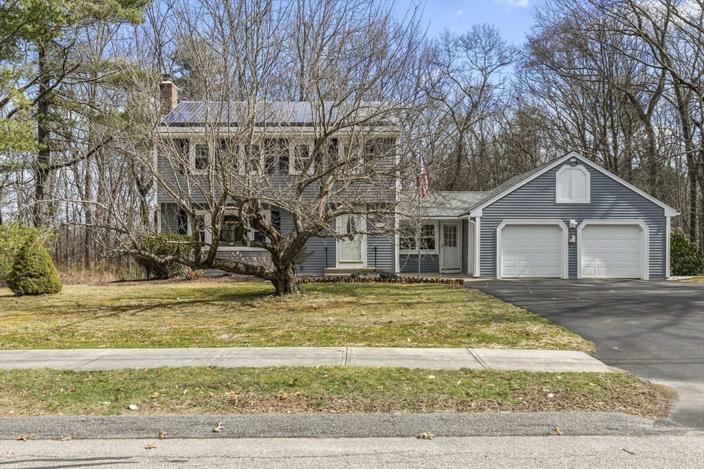 191 Irondequoit Road Franklin, MA 02038 - Photo 2 of 42 Gallery Image 2