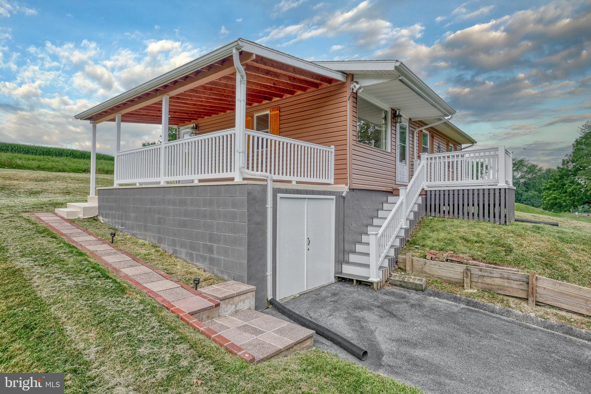 1425 Shopes Church Road Hummelstown, PA 17036 - Photo 5 of 62 Gallery Image 5