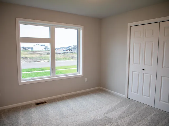 $525,637 | 6722 14th Street South, Fargo, ND 58104