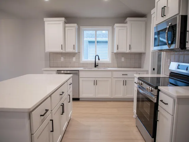 $525,637 | 6722 14th Street South, Fargo, ND 58104