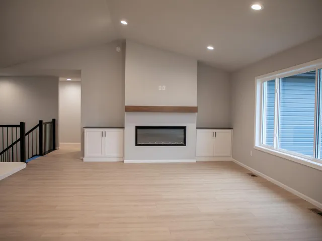 $525,637 | 6722 14th Street South, Fargo, ND 58104