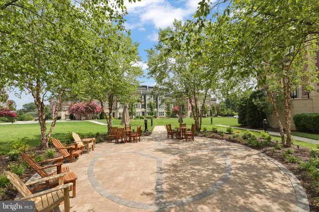 $899,900 | 510 Overlook Park Drive, Unit 32, Oxon Hill, MD 20745