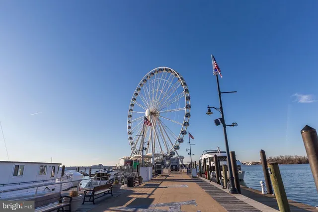 $899,900 | 510 Overlook Park Drive, Unit 32, Oxon Hill, MD 20745