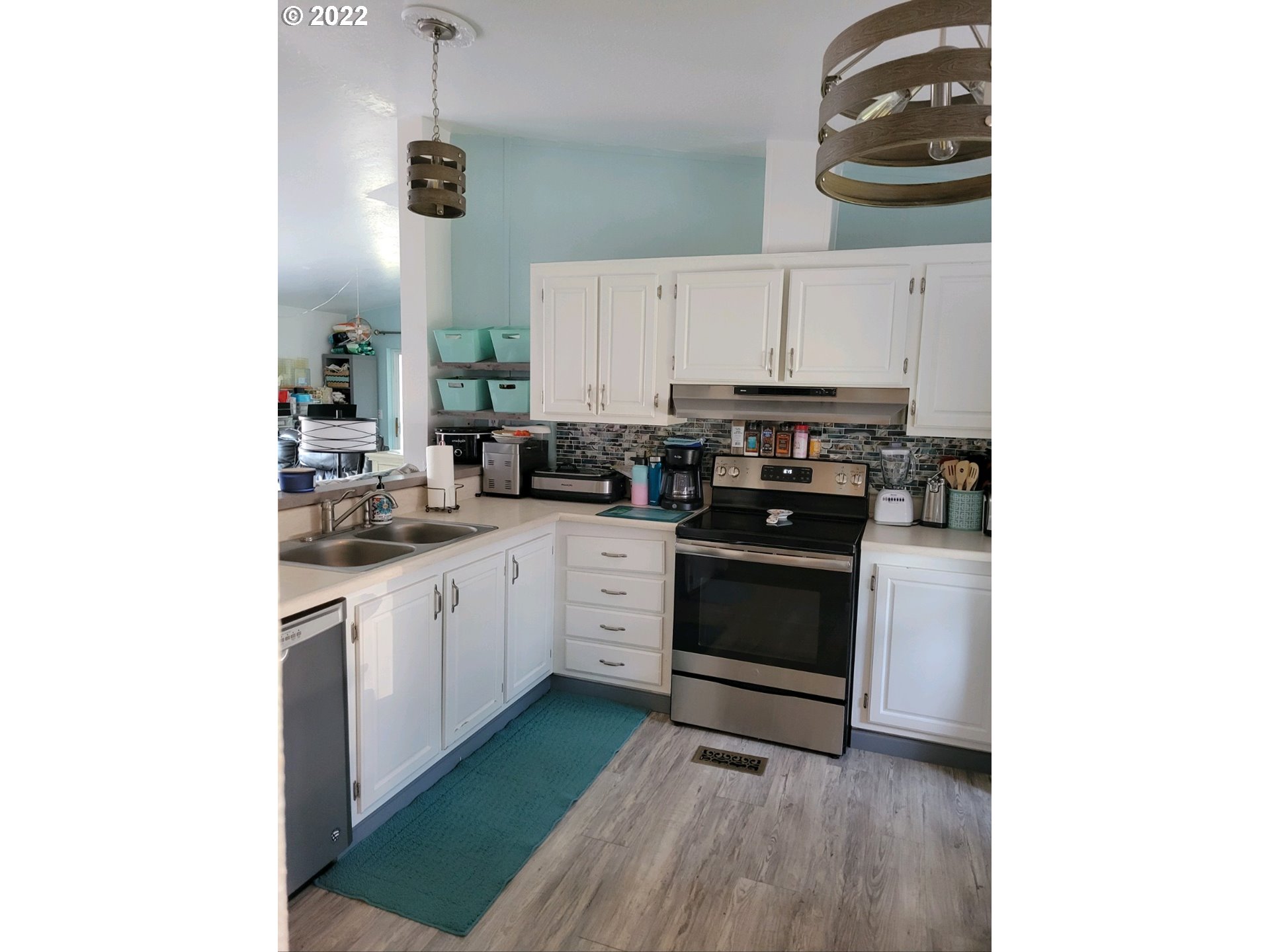2600 Southwest Goodwin Avenue, Unit 5 Pendleton, OR 97801 - Photo 28 of 31 a kitchen with a cabinets and appliances