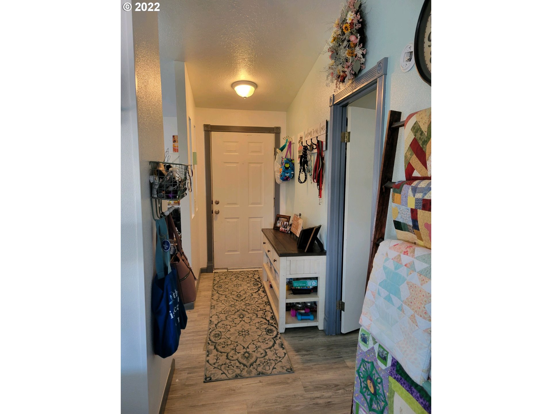 2600 Southwest Goodwin Avenue, Unit 5 Pendleton, OR 97801 - Photo 31 of 31 a view of a hallway with workspace