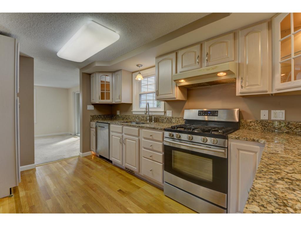 83 Stackpole Road Somersworth, NH 03878 - Photo 3 of 36 Gallery Image 3