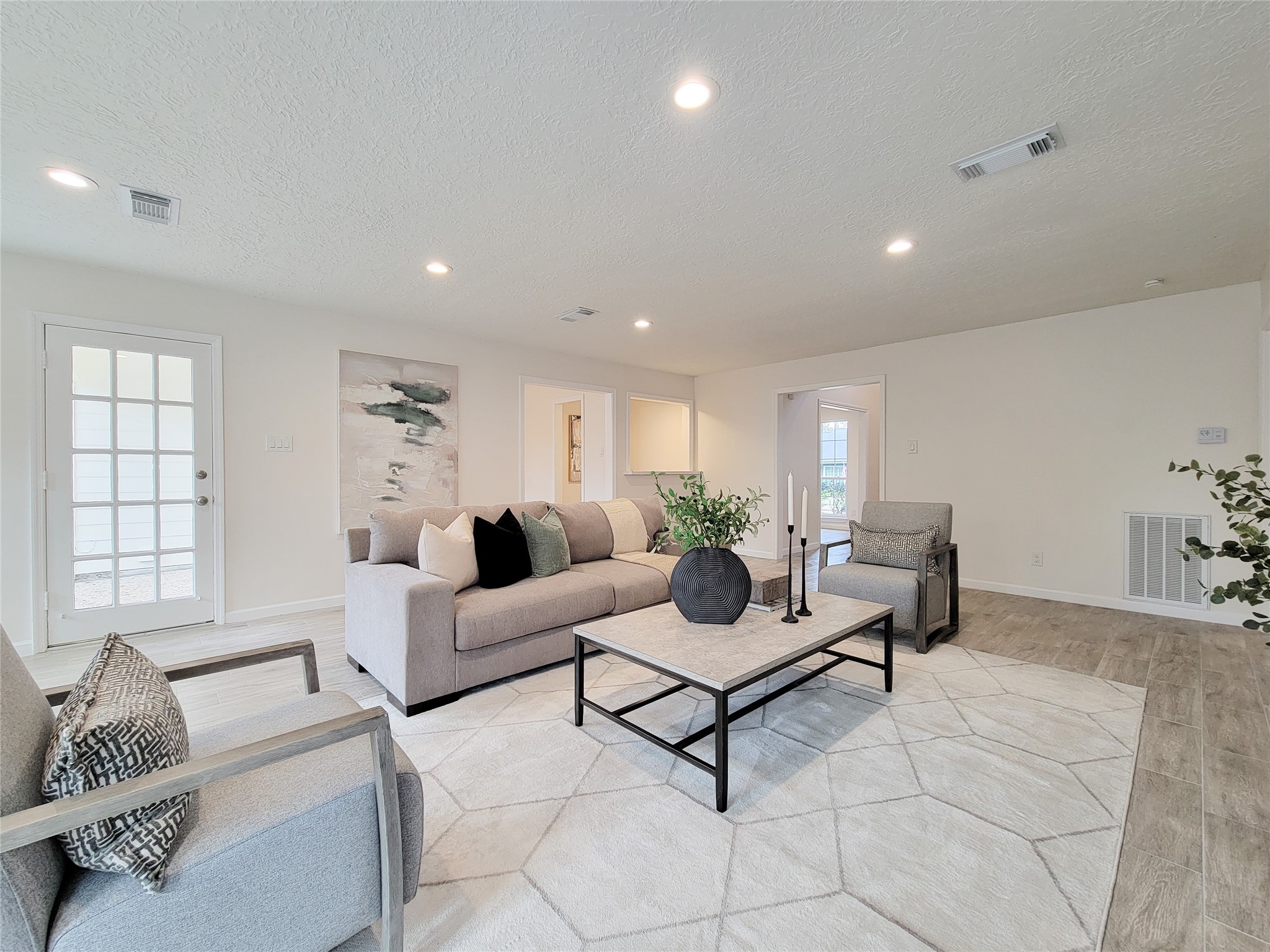 10703 Idlebrook Drive Houston, TX 77070 - Photo 29 of 47 grand living area to fit the whole family and friends