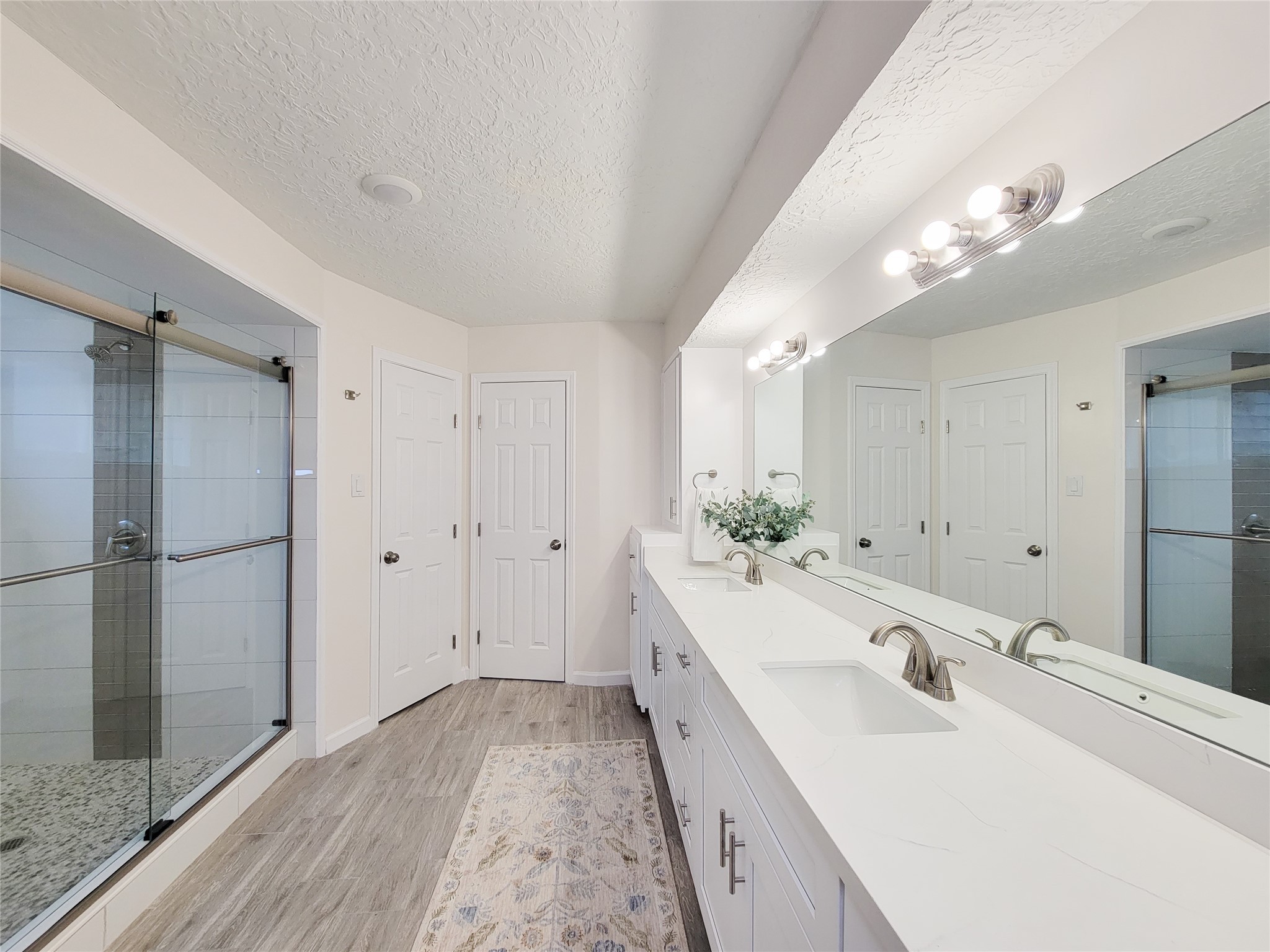 10703 Idlebrook Drive Houston, TX 77070 - Photo 31 of 47 spacious primary bathroom with XXL shower
