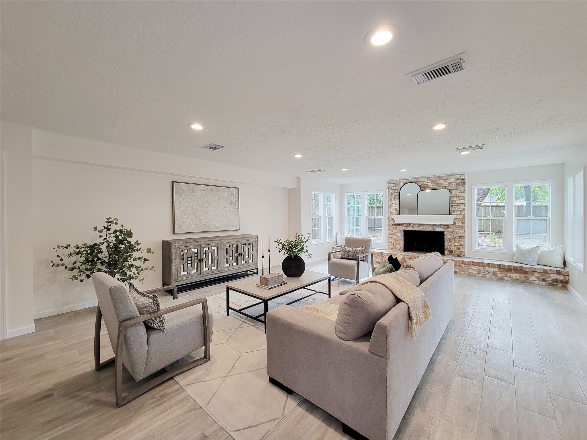 10703 Idlebrook Drive Houston, TX 77070 - Photo 4 of 47 grand living area to fit the whole family and friends